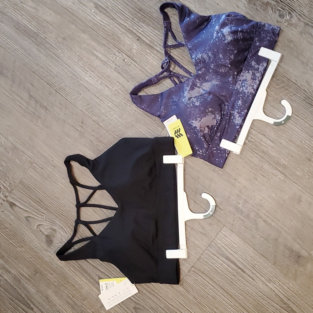 Set of 2 All In Motion Sports Bra Size Medium - Picture 1 of 5